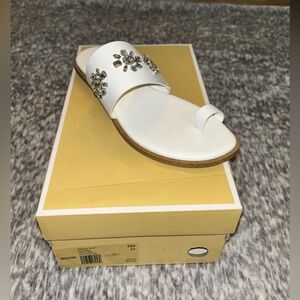Michael Kors - Sonya Flat Sandal - Leather - White - Size 7